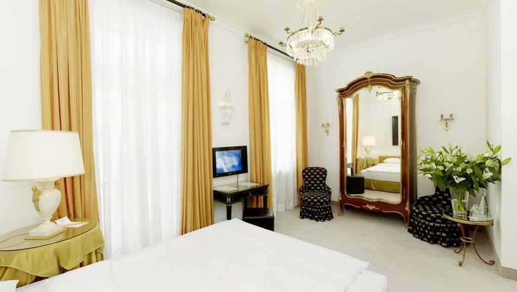 Opera Hotel Monaco di Baviera