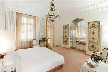 Opera Hotel Monaco di Baviera